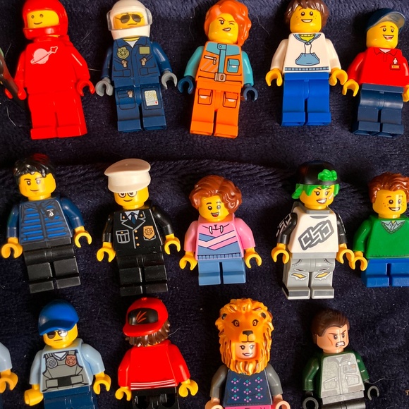 Legos - Picture 3 of 4